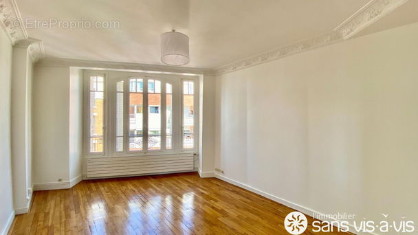 Appartement à ASNIERES-SUR-SEINE