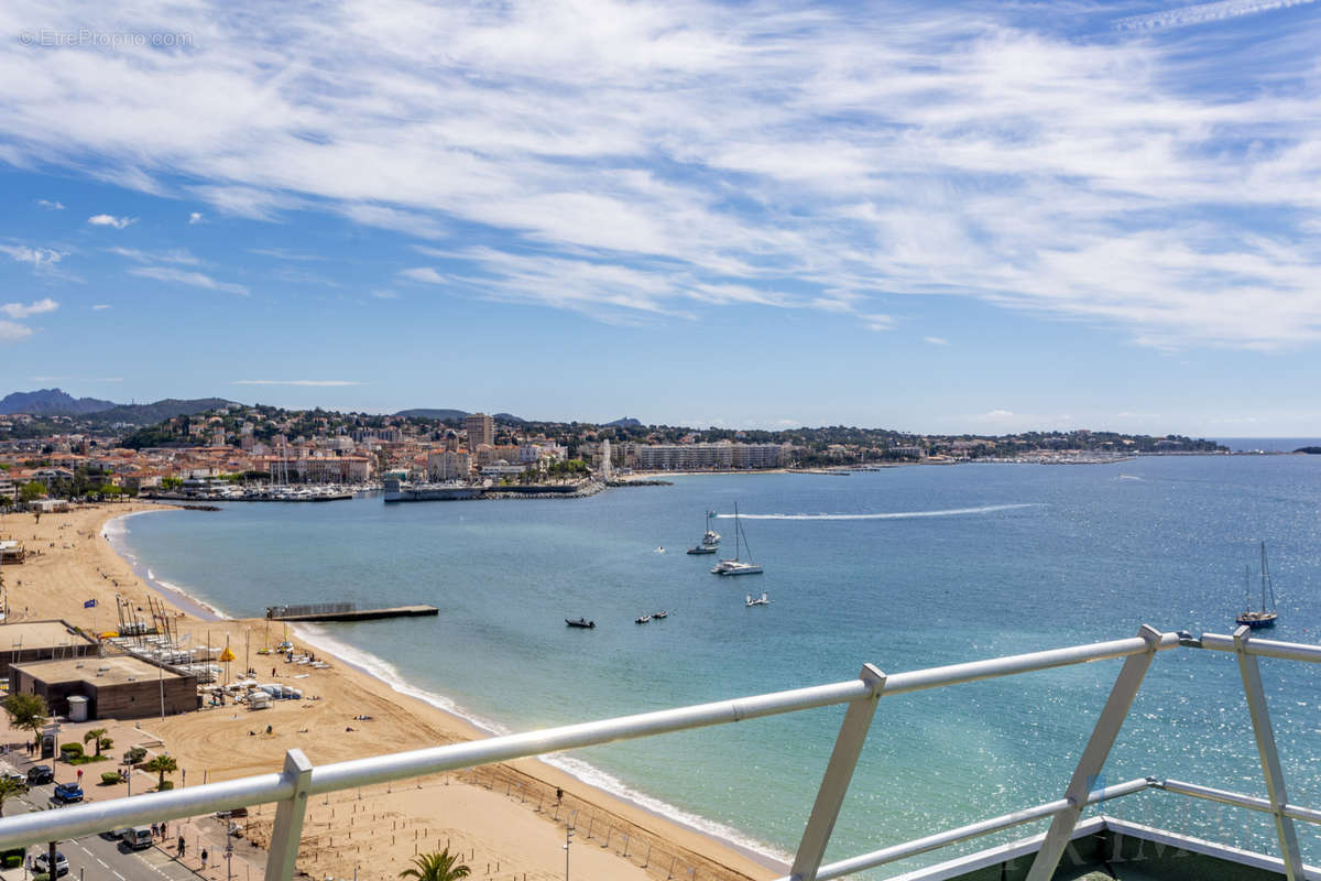 Appartement à FREJUS