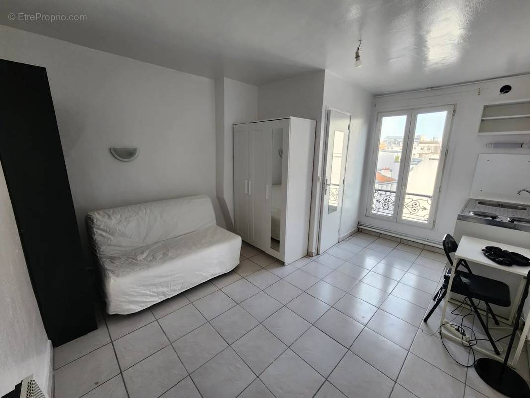 Appartement à PARIS-18E