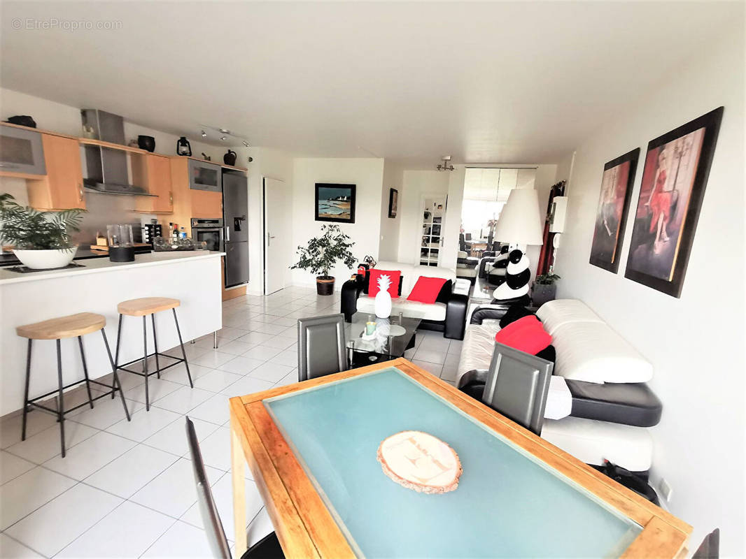 Appartement à SAINT-DENIS