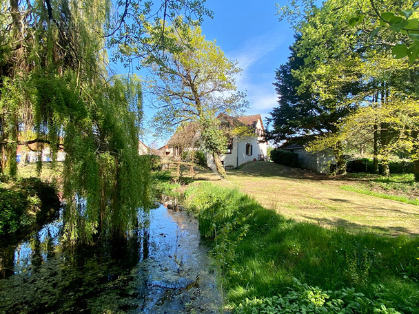 Maison à CONTRES