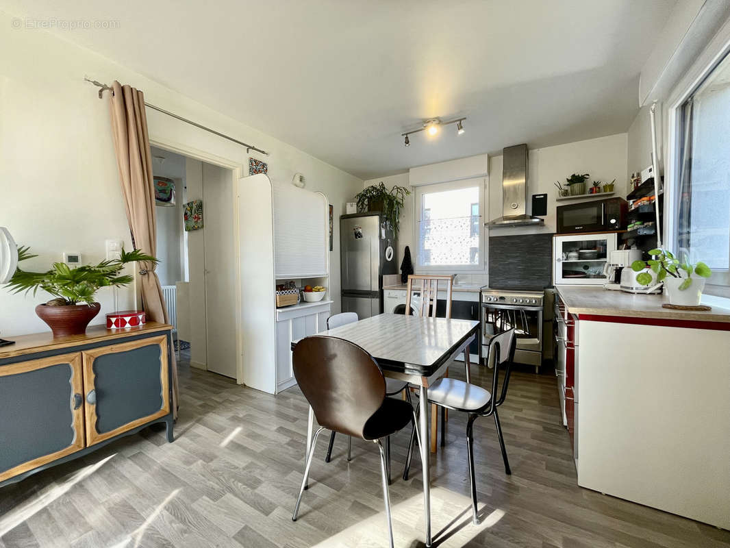 Appartement à HEROUVILLE-SAINT-CLAIR