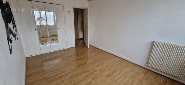 Appartement à BREUILLET