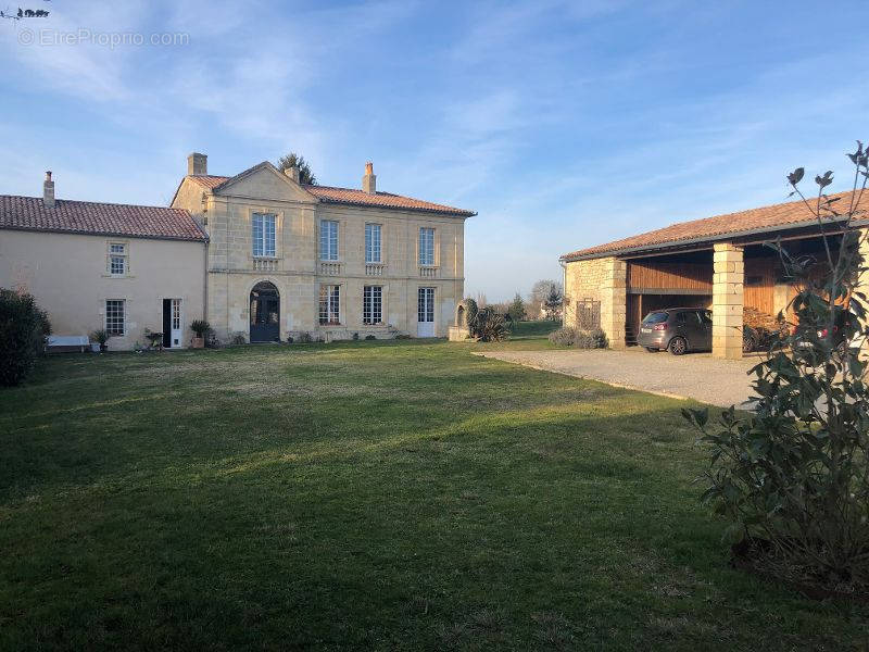 Maison à SAINT-ANDRE-DE-CUBZAC