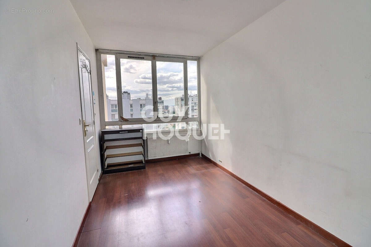 Appartement à AUBERVILLIERS