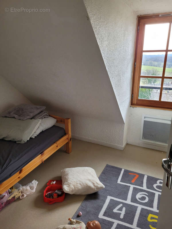 Appartement à LA TOUR-D&#039;AUVERGNE