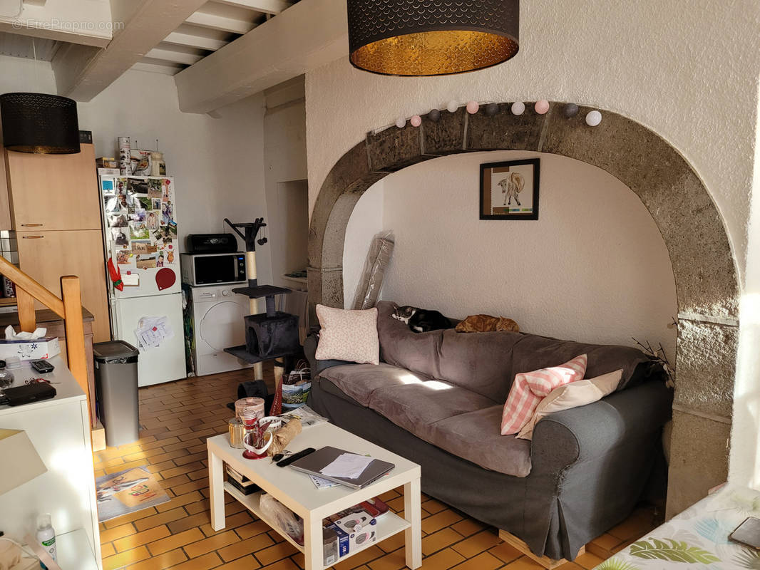 Appartement à LA TOUR-D&#039;AUVERGNE