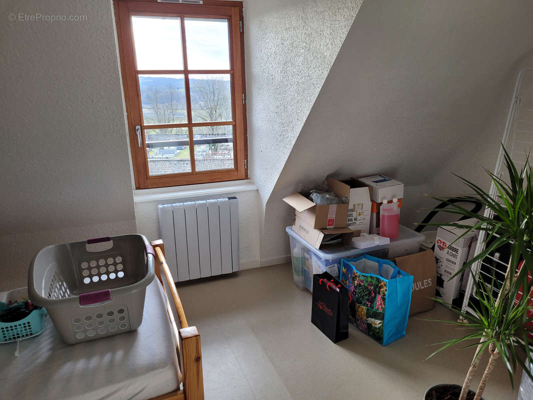 Appartement à LA TOUR-D&#039;AUVERGNE