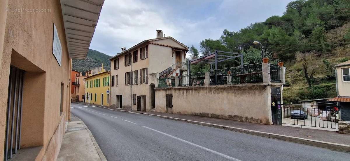 Appartement à L&#039;ESCARENE