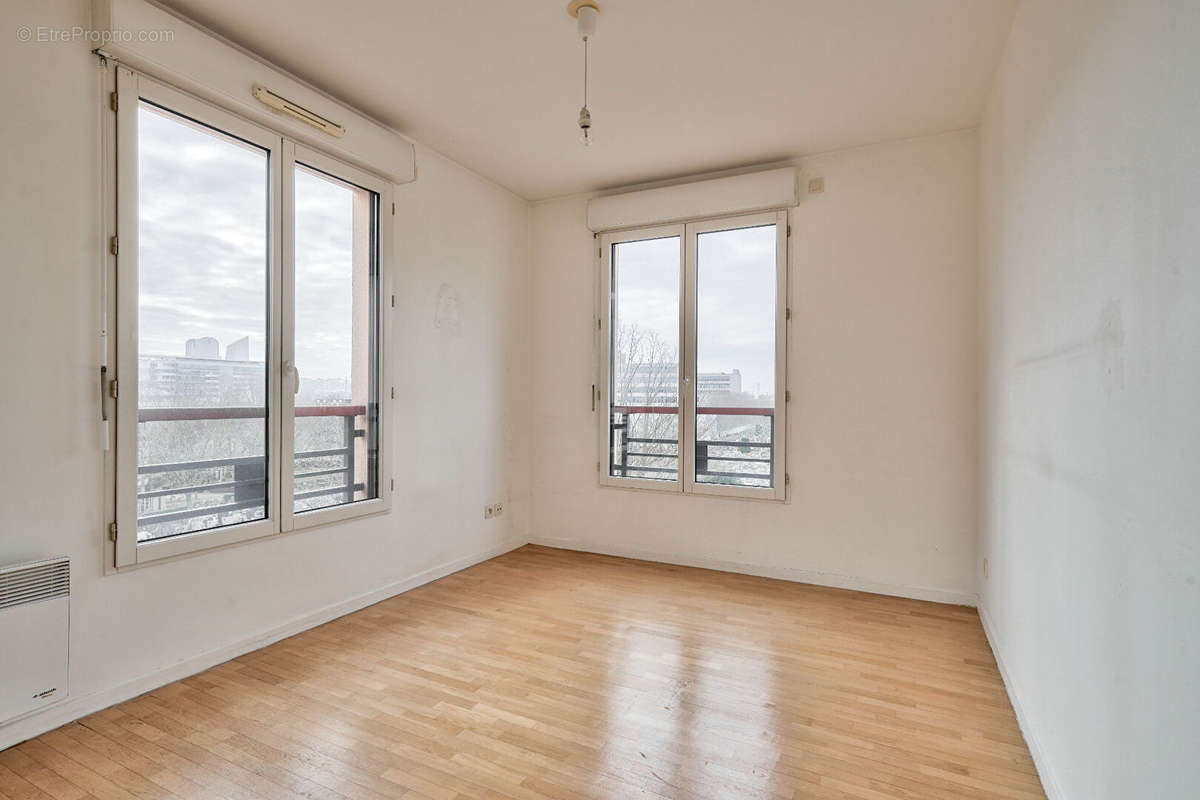 Appartement à COLOMBES