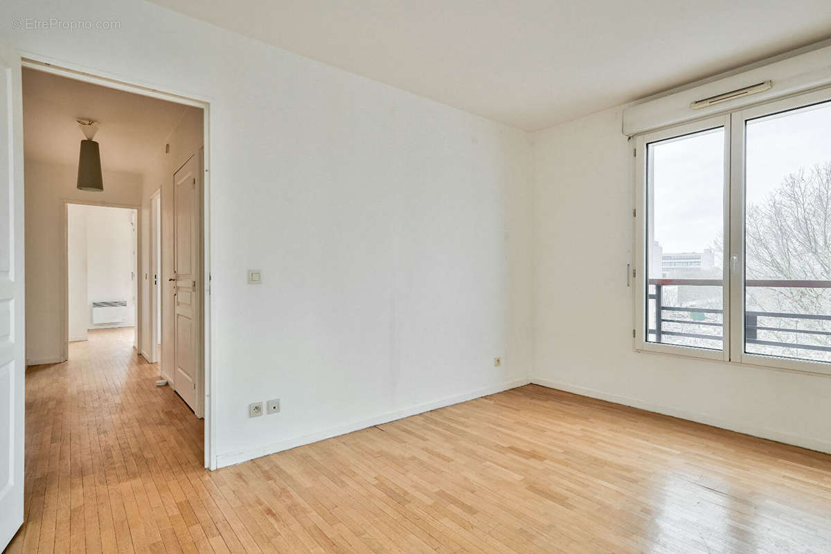 Appartement à COLOMBES