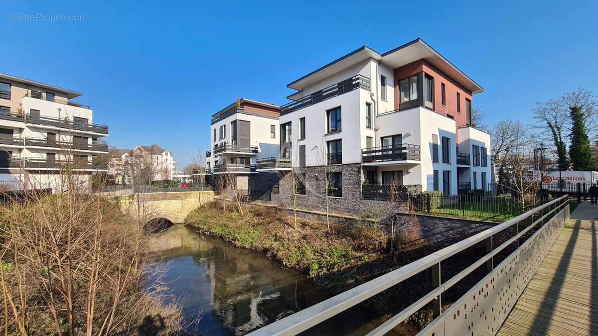 Appartement à PONTOISE