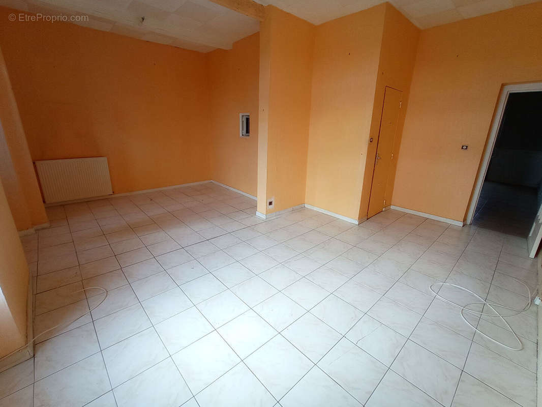 Appartement à DESERTINES