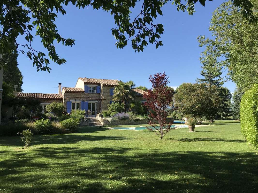 Maison à FORCALQUIER