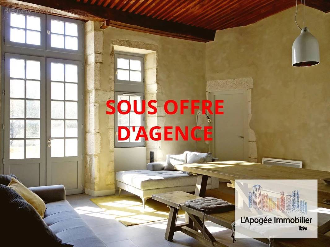 Appartement à UZES