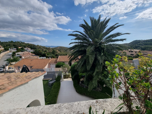 Maison à MANDELIEU-LA-NAPOULE