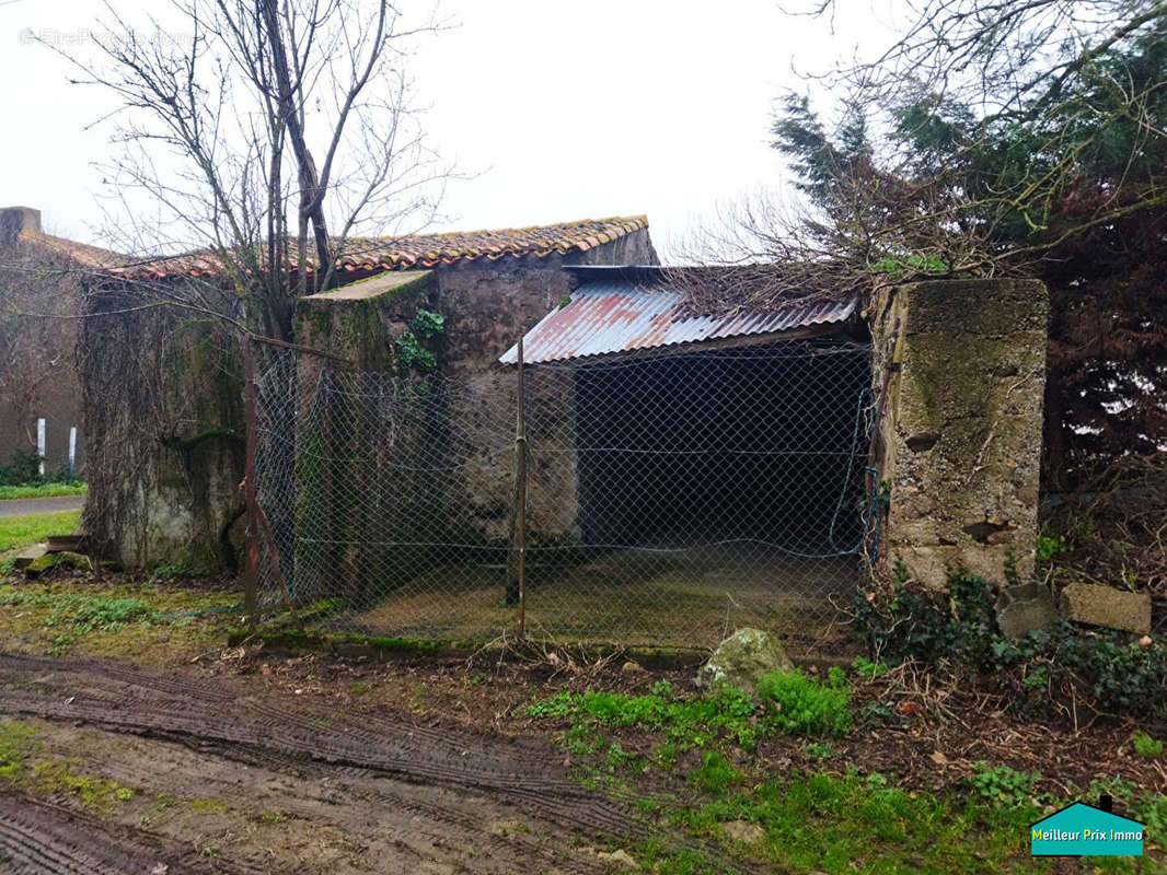 Maison à LEGE