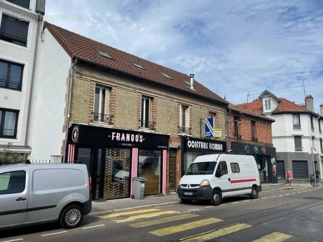 Appartement à SARTROUVILLE