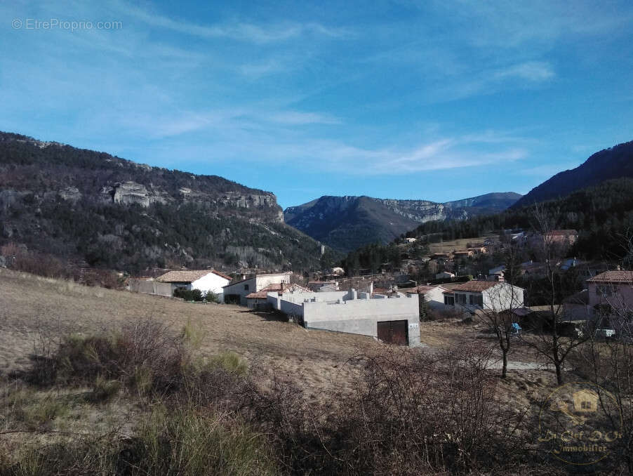 Terrain à ANNOT