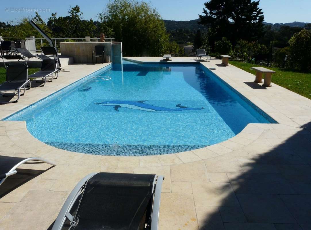 Maison à MOUGINS