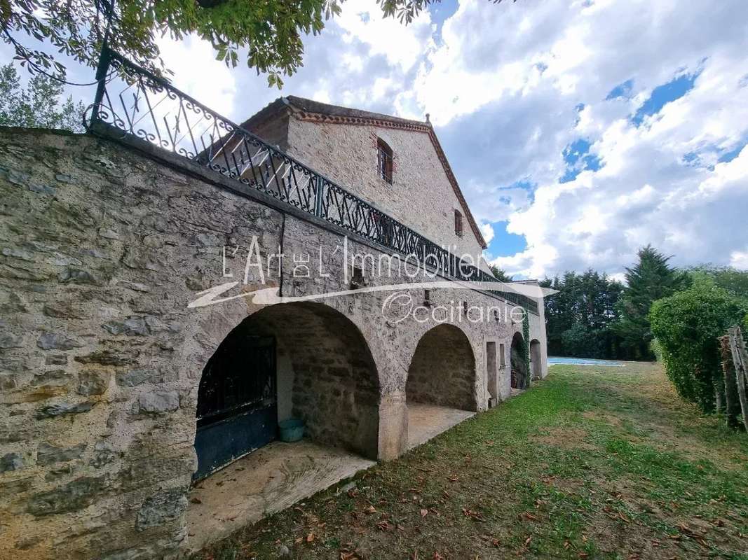 Maison à MERCUES