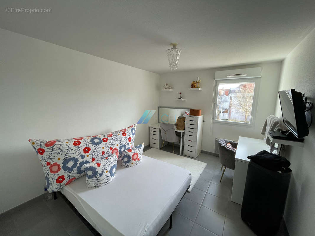 Appartement à AMBES