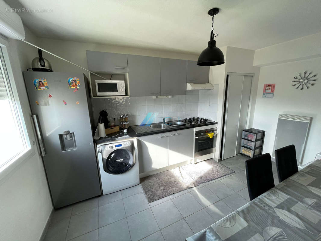 Appartement à AMBES