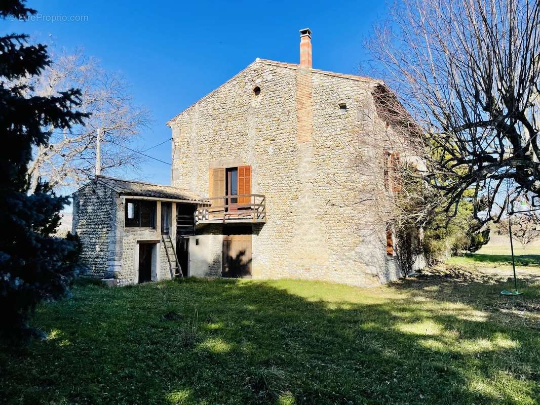 Maison à VAISON-LA-ROMAINE