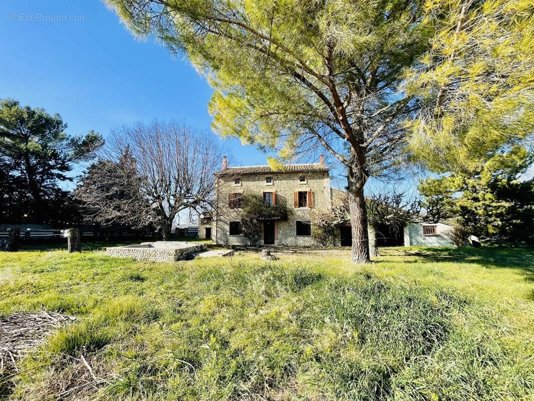 Maison à VAISON-LA-ROMAINE