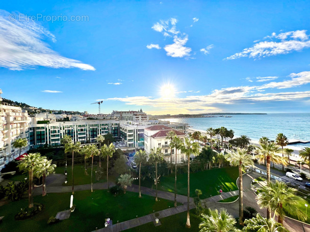 Appartement à CANNES