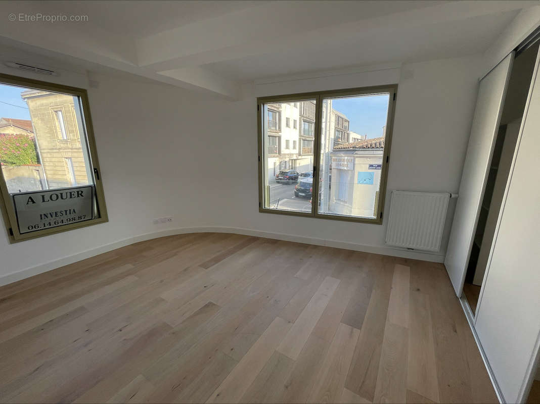 Appartement à BORDEAUX