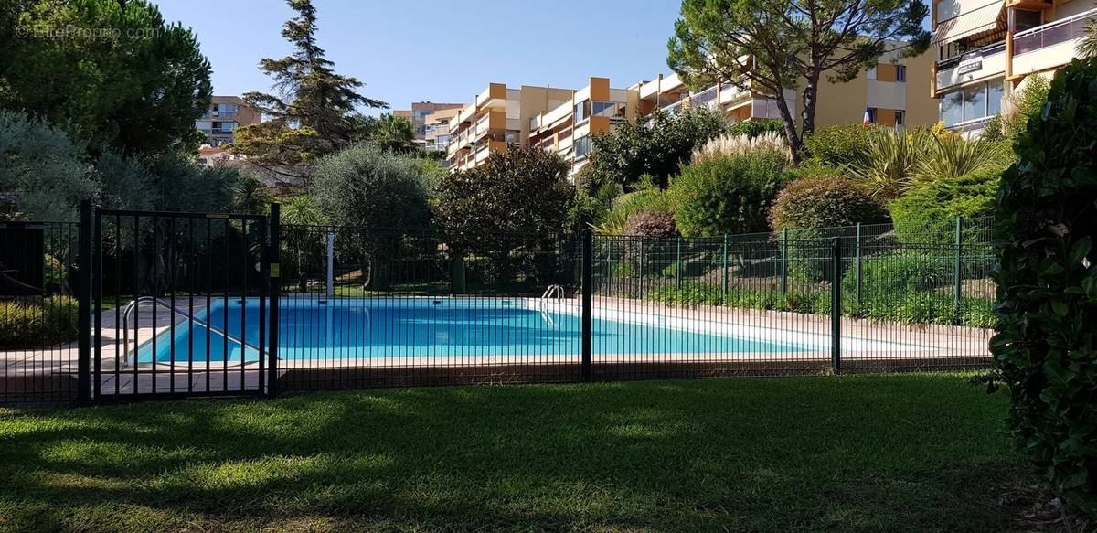 Appartement à VILLENEUVE-LOUBET