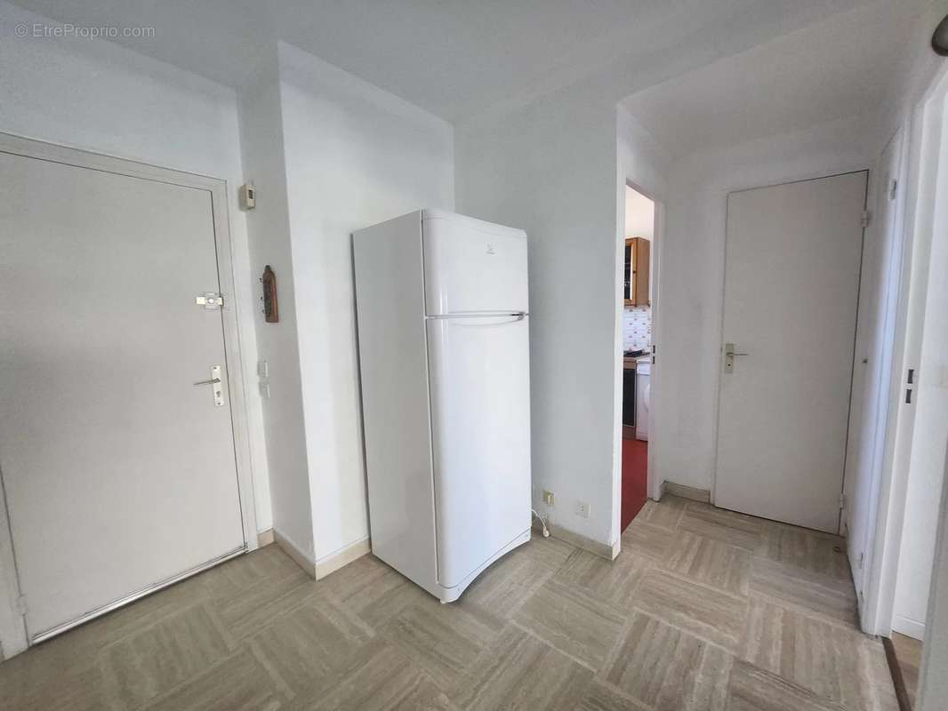 Appartement à VILLENEUVE-LOUBET