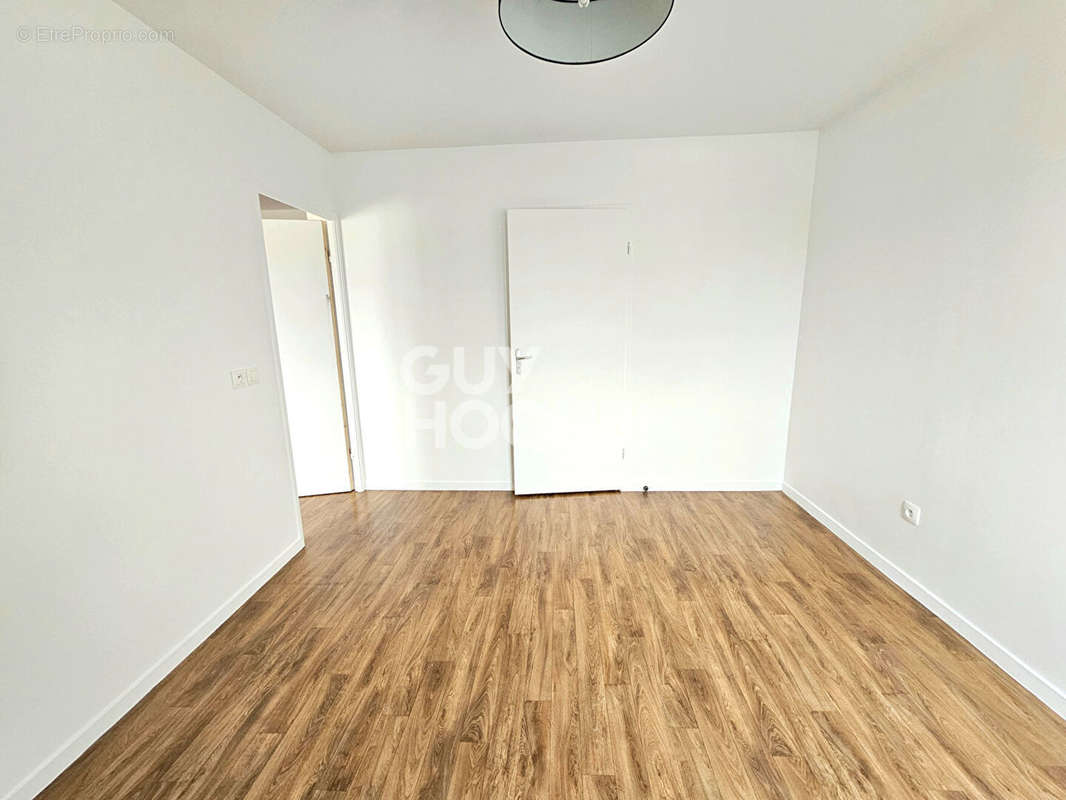 Appartement à ATHIS-MONS