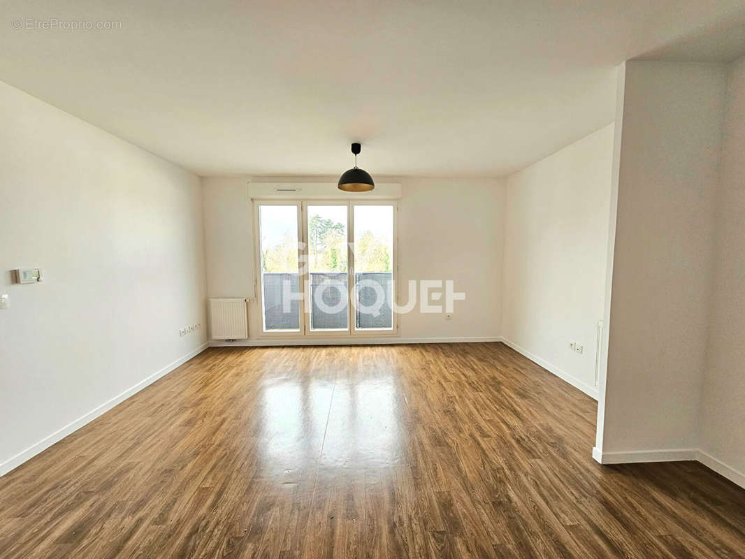 Appartement à ATHIS-MONS