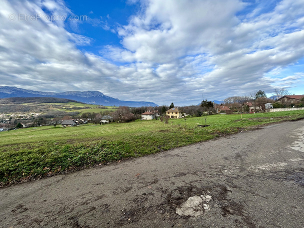 Terrain à JARRIE