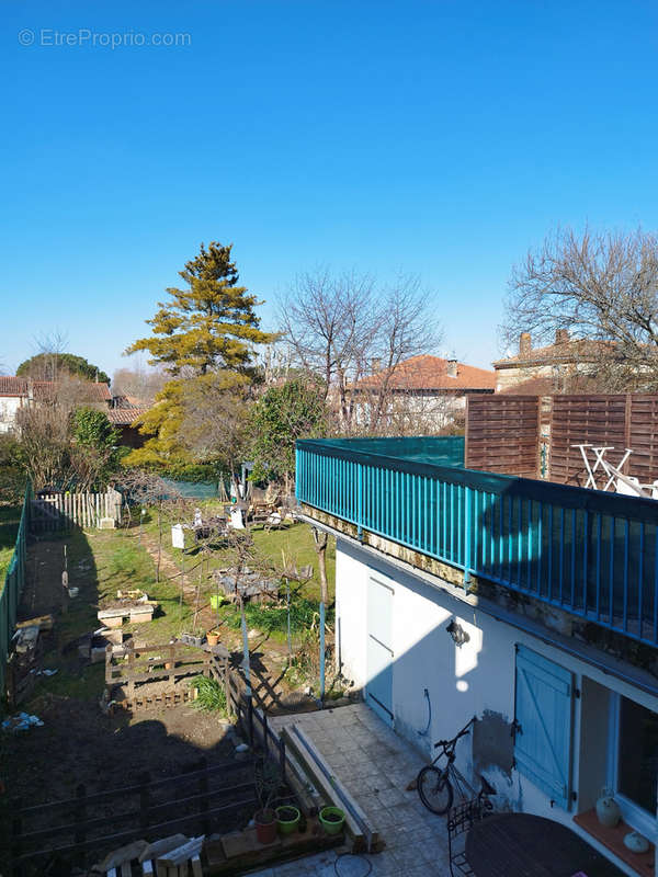 Appartement à SAINT-SULPICE-SUR-LEZE