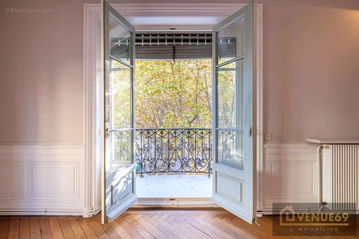 Appartement à LYON-1E