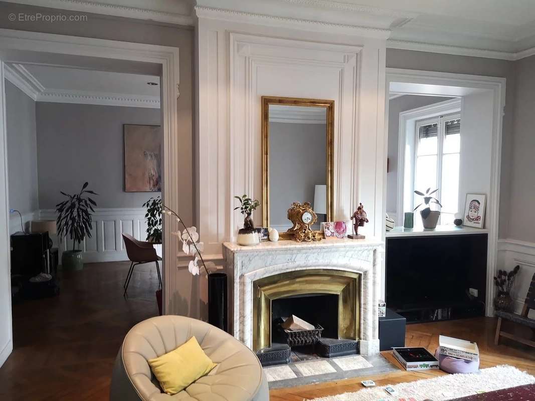 Appartement à LYON-1E