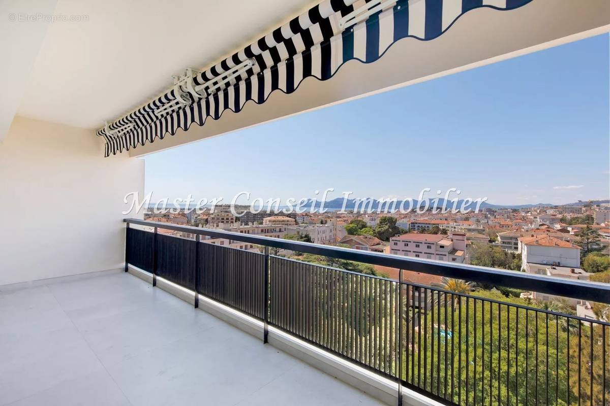 Appartement à CANNES