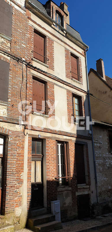 Appartement à JOIGNY