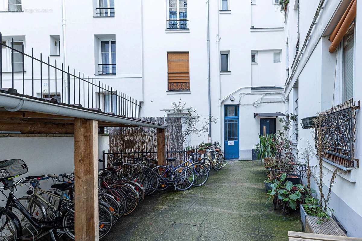 Appartement à PARIS-18E