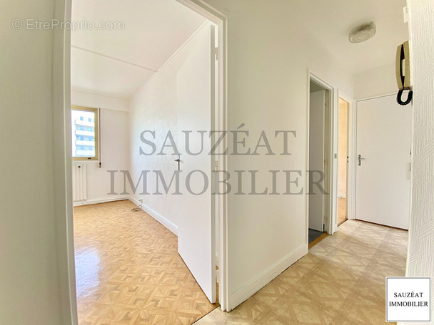 Appartement à MONTROUGE