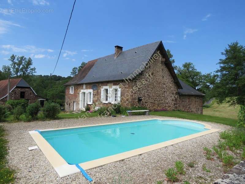 Maison à LOUIGNAC