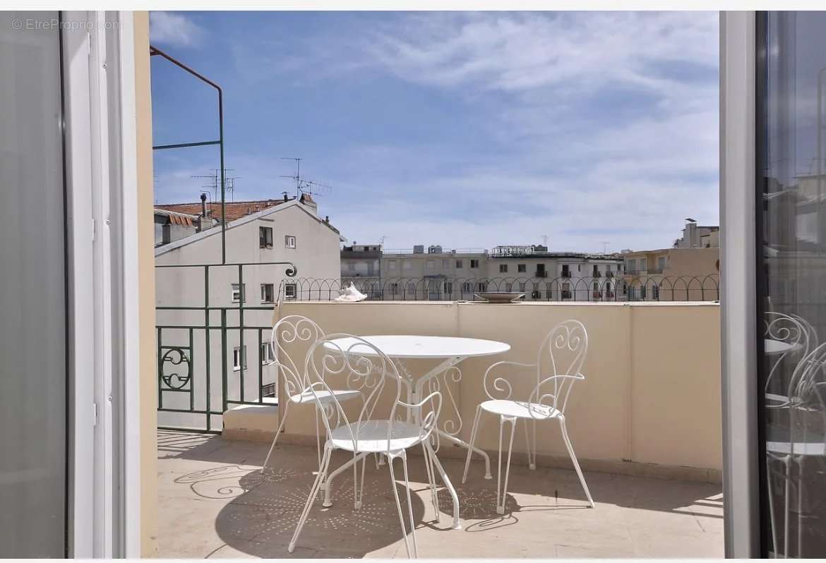 Appartement à NICE