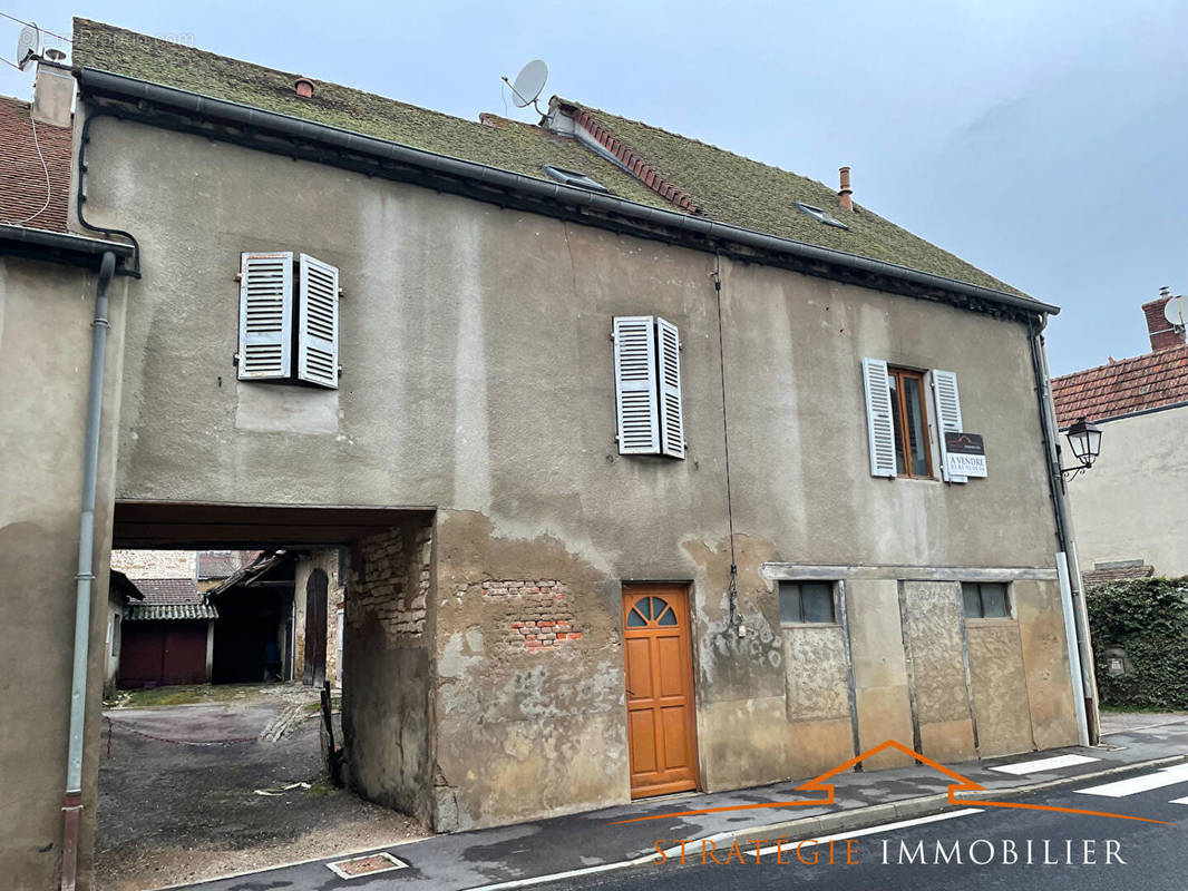 Maison à SAINT-BOIL