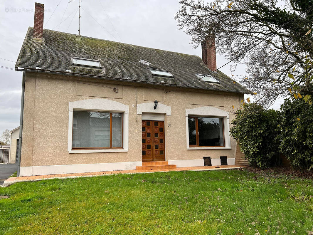 Maison à WALINCOURT-SELVIGNY