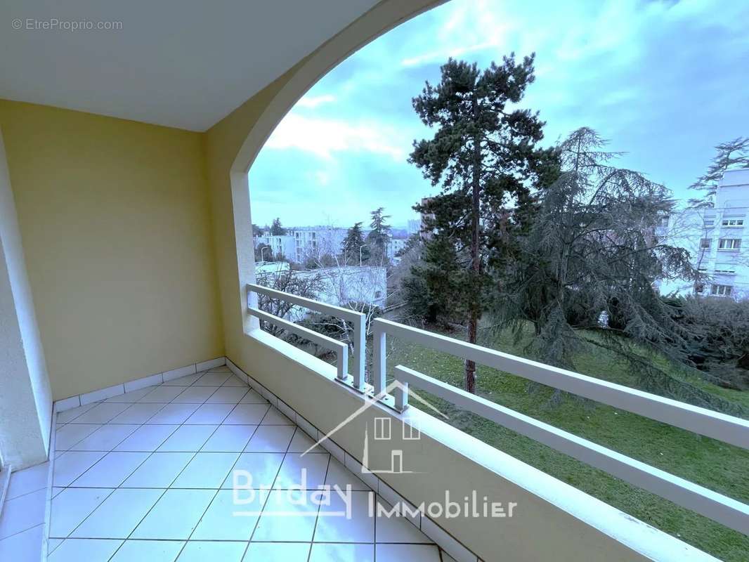 Appartement à LYON-5E