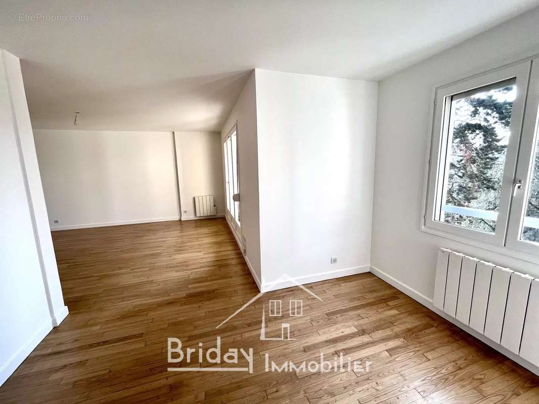 Appartement à LYON-5E