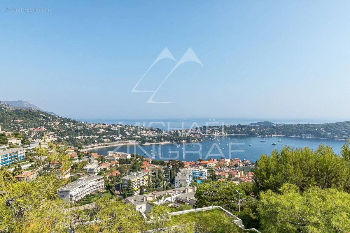 Appartement à VILLEFRANCHE-SUR-MER